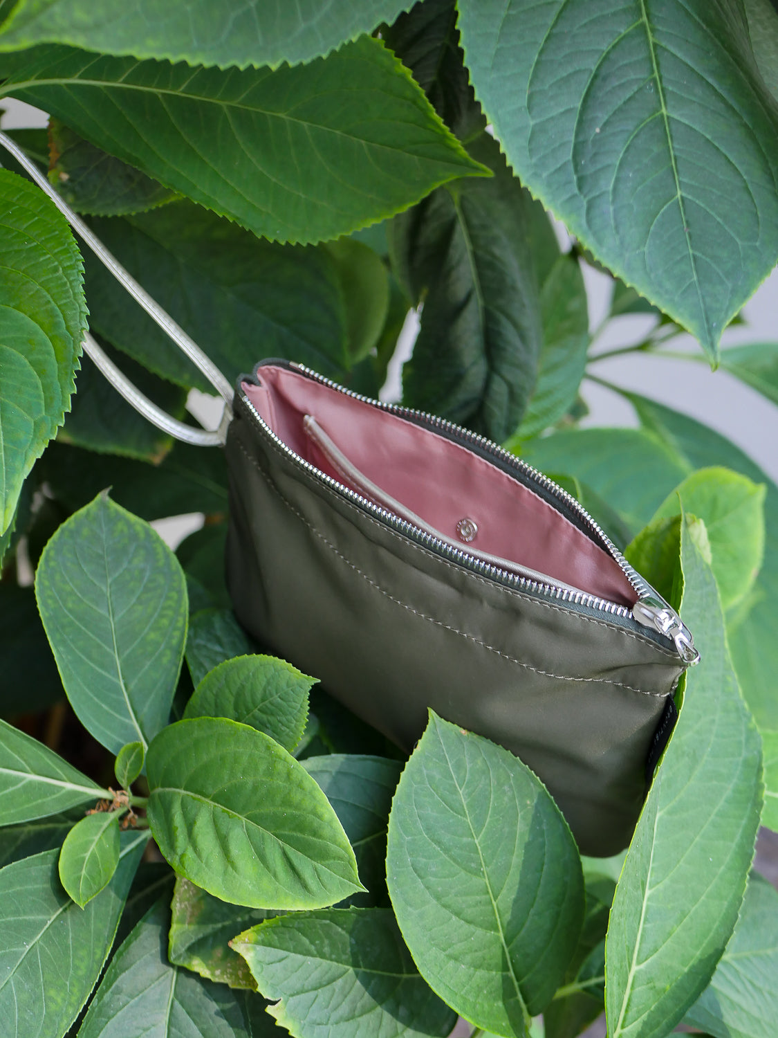 Verona nylon satiné - Militaire