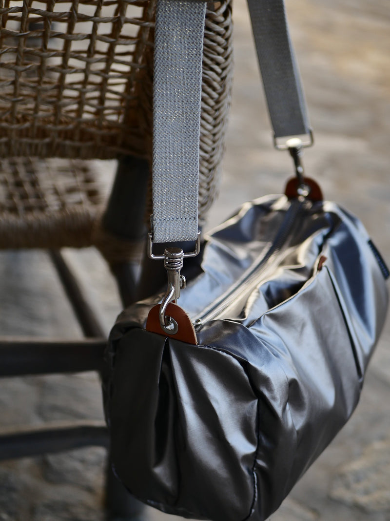 Mamamia Glam metallic duffel bag - Black - Brontibay
