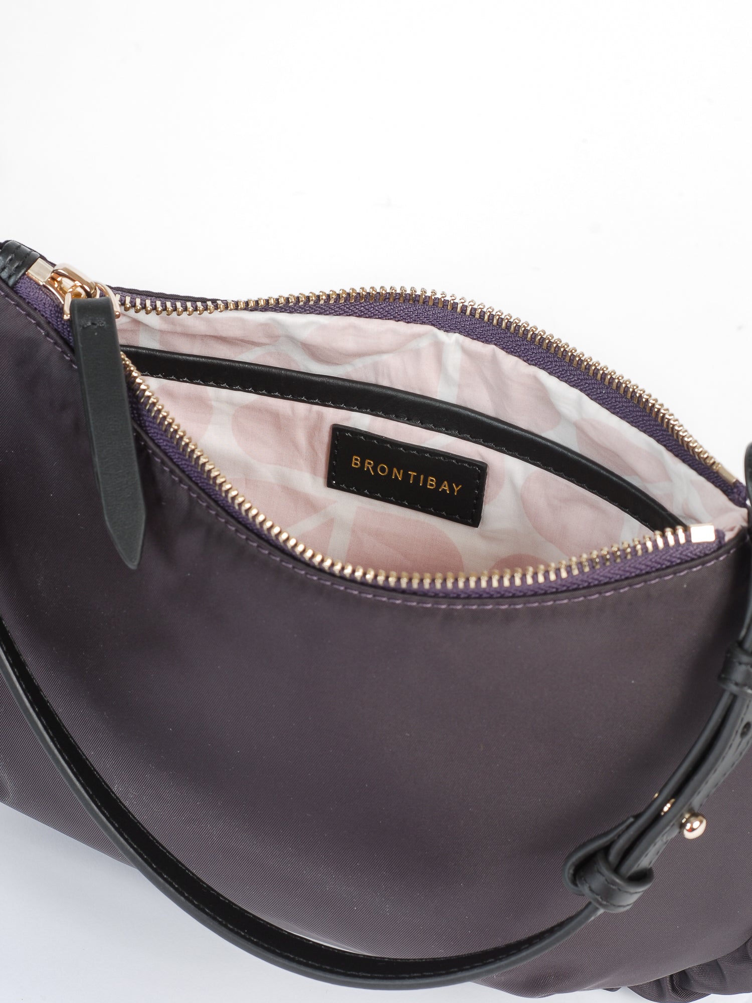 Beatrix satin nylon bag - Wild Blackberry