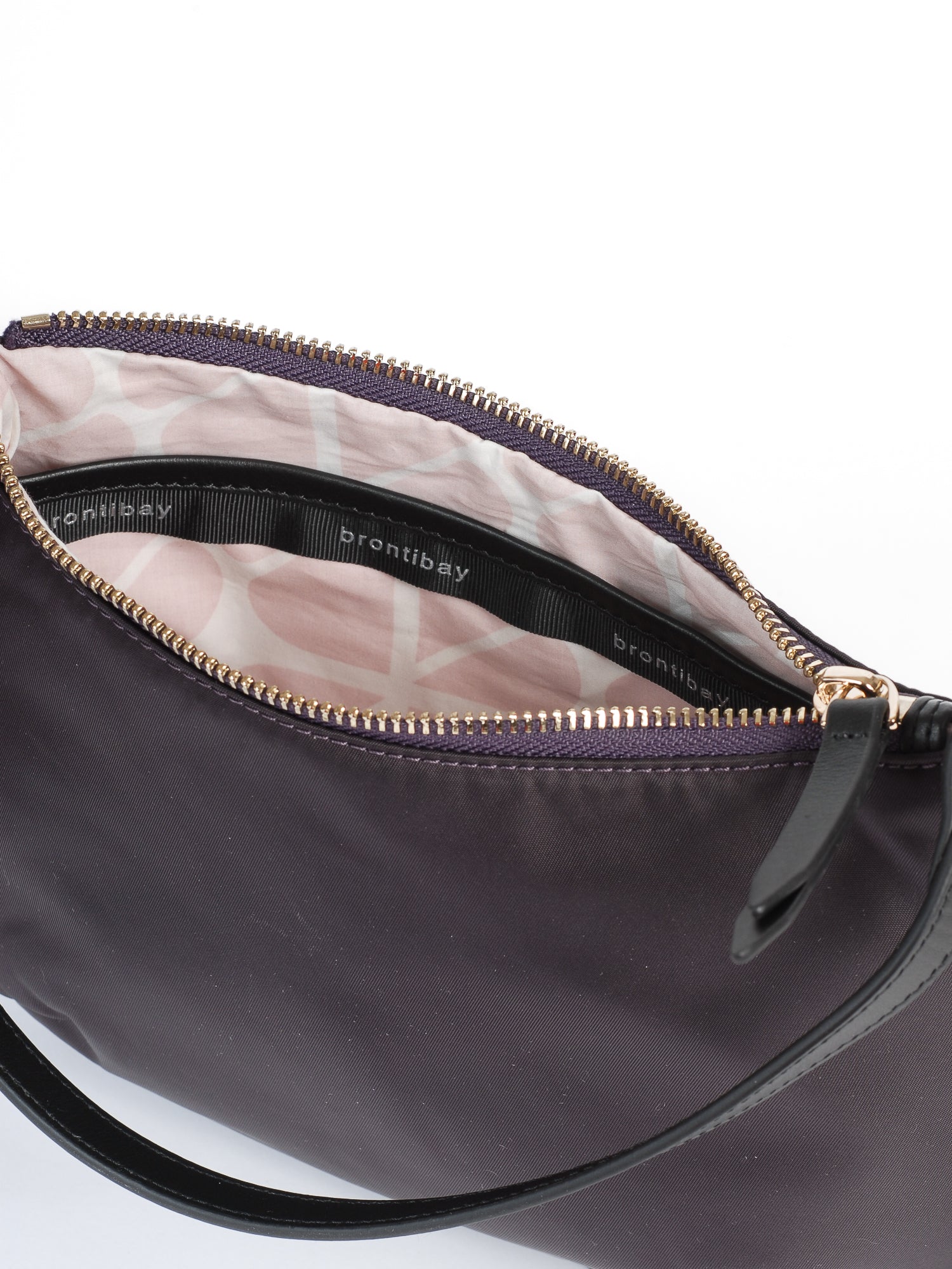 Beatrix satin nylon bag - Wild Blackberry