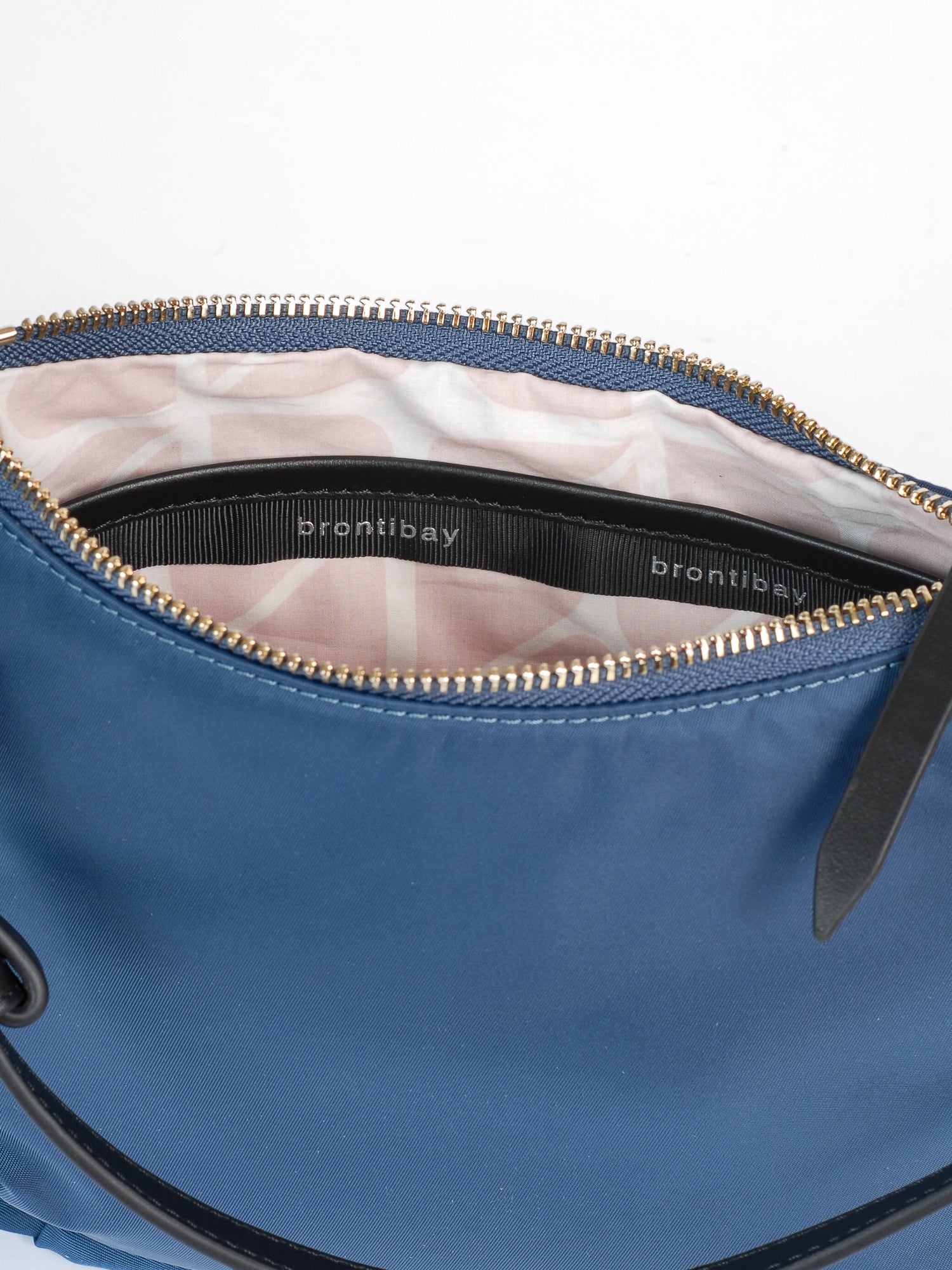 Beatrix satin nylon bag - Sapphire