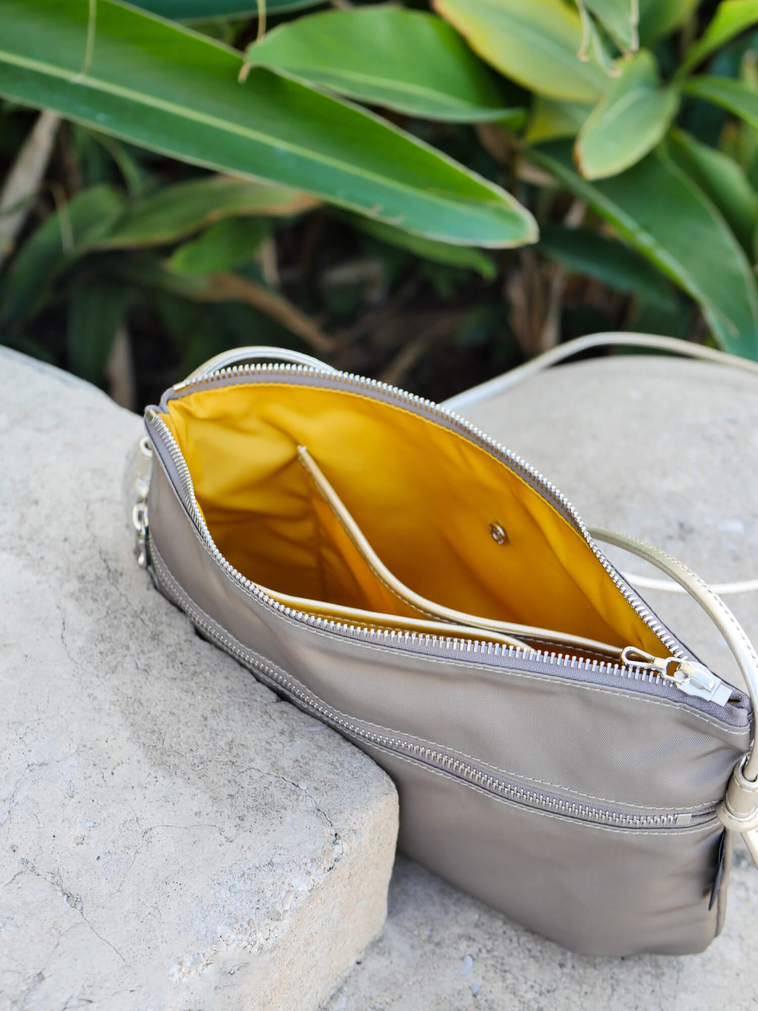 Brera satin nylon - Louve