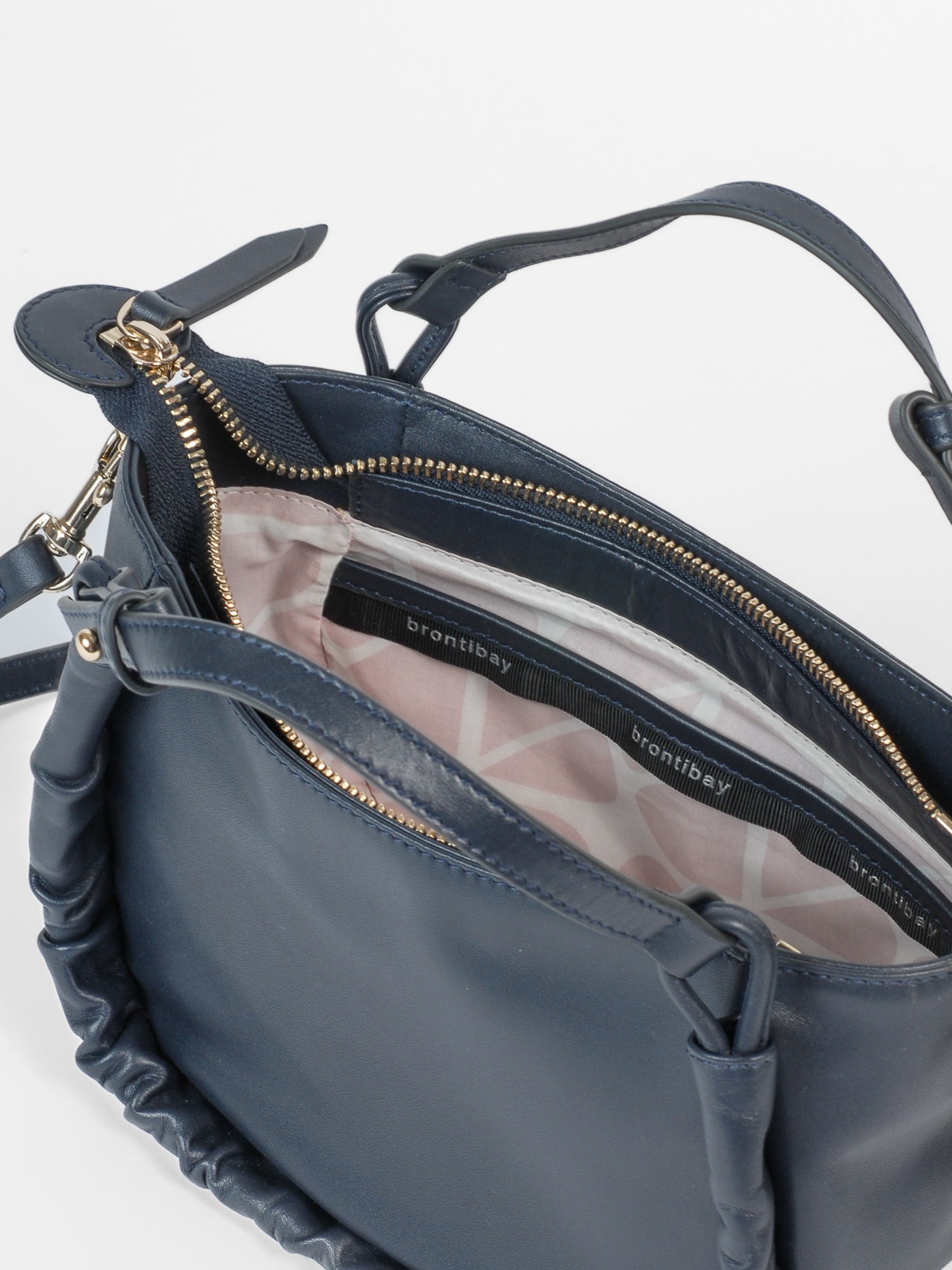 Beatrix Suede bag - Electric Blue