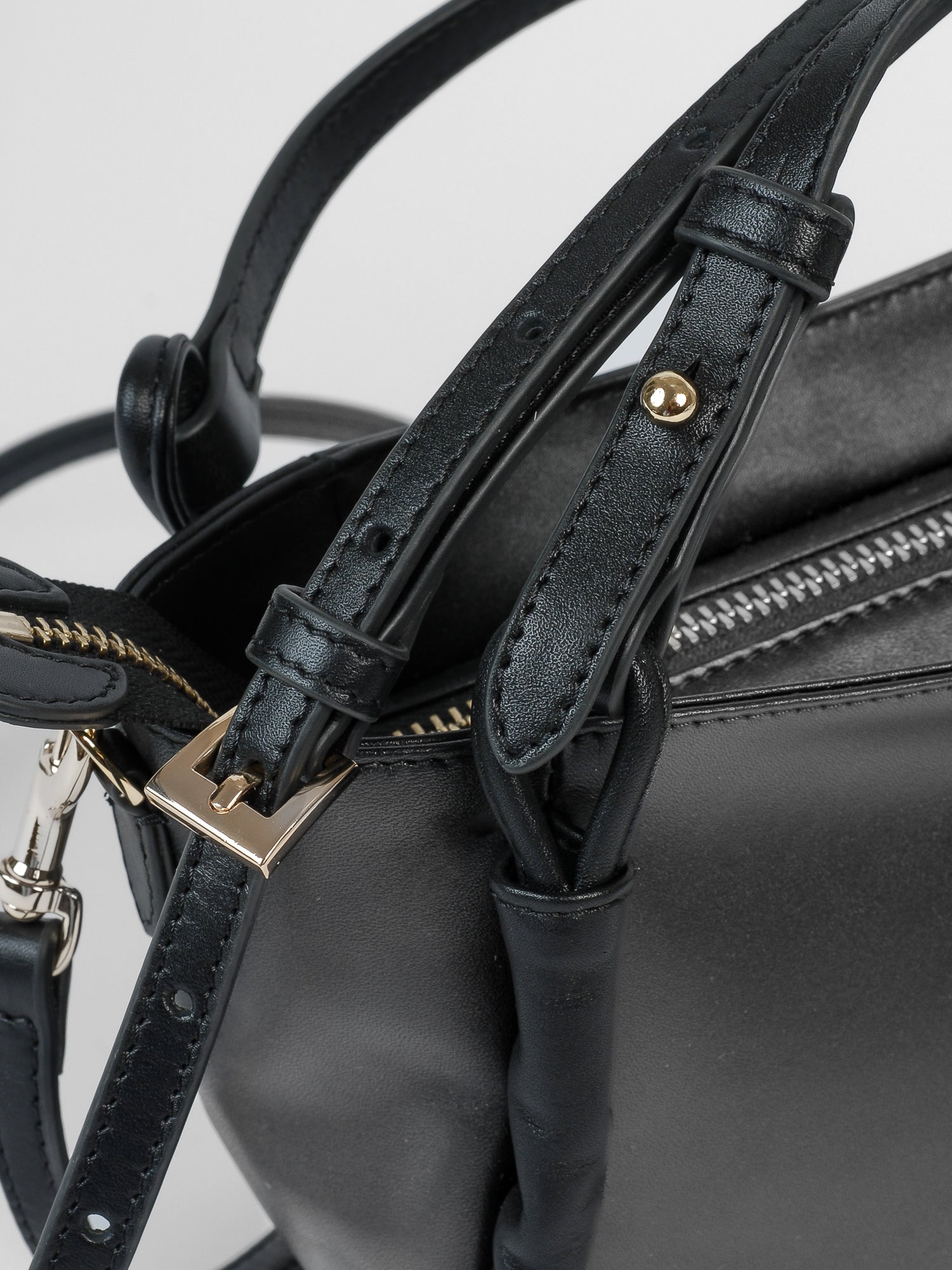 Beatrix Suede bag - Electric Blue