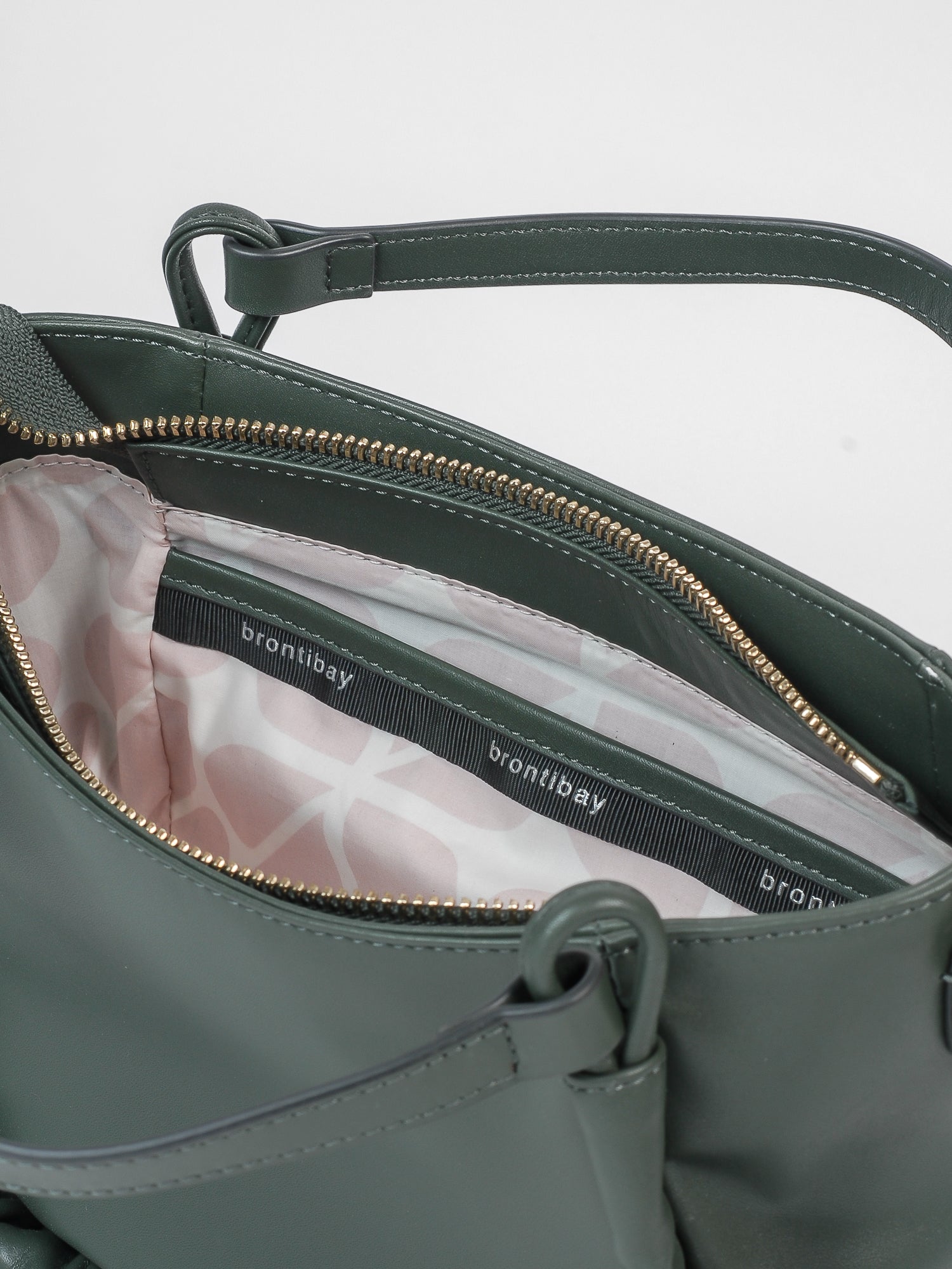 Beatrix Suede bag - Electric Blue