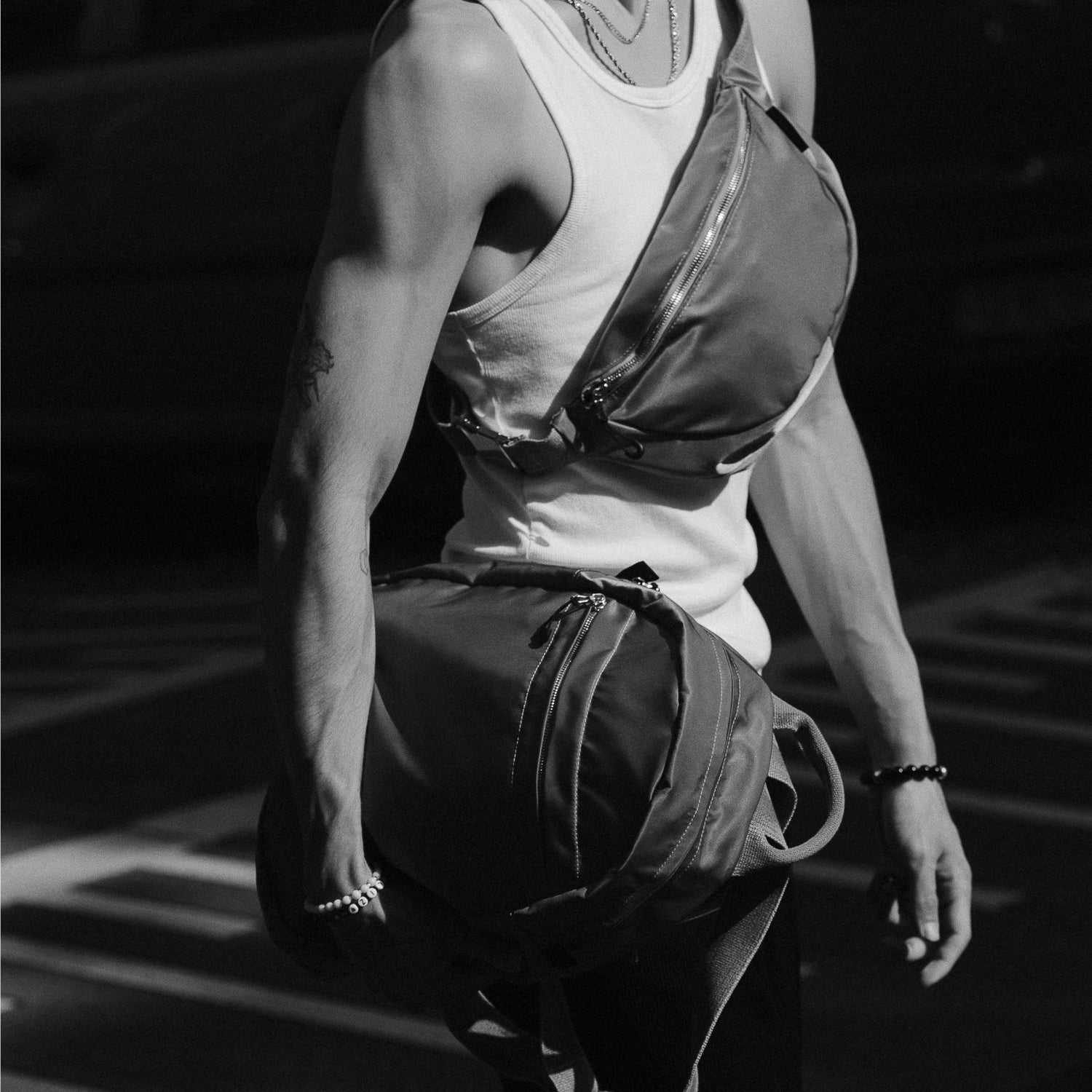GASTONOSLOPBOYBW3X4-1.jpg