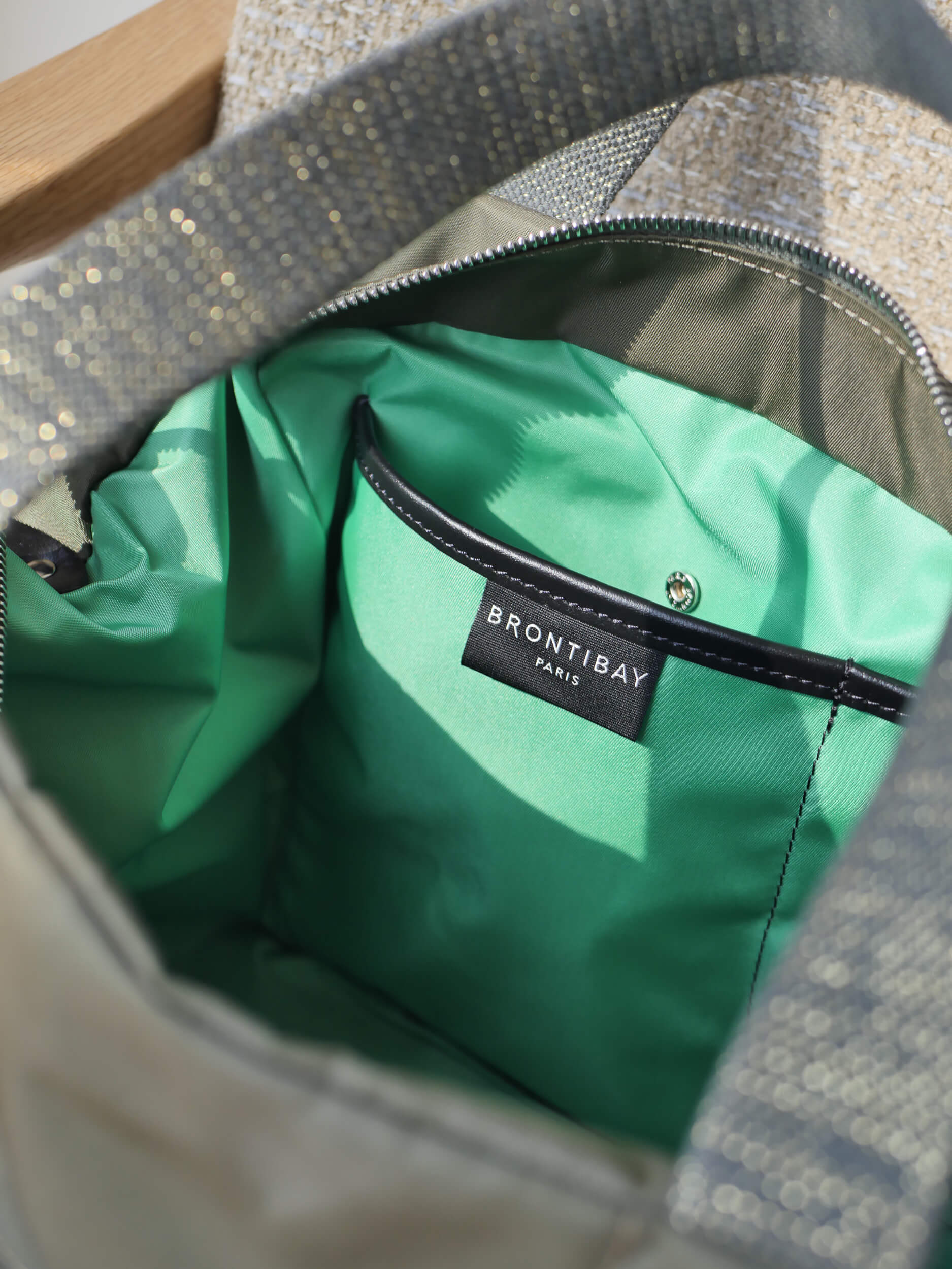 Nerano nylon satiné - Militaire