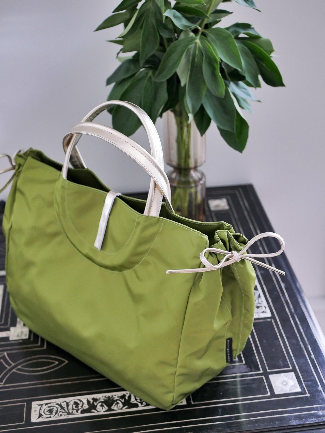 Venice satin nylon - Anise Green