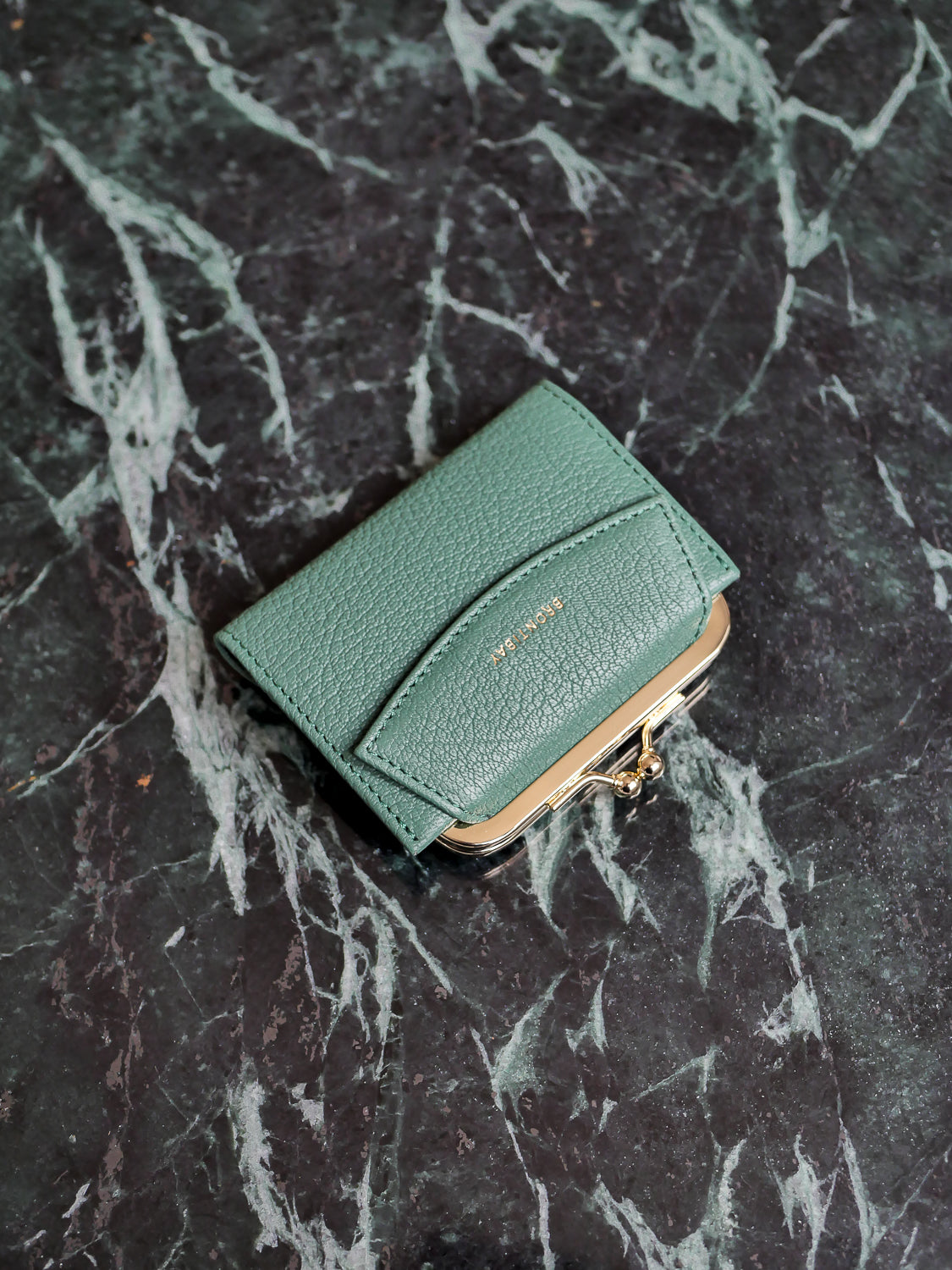 Maddy Dutch leather - Green Tea