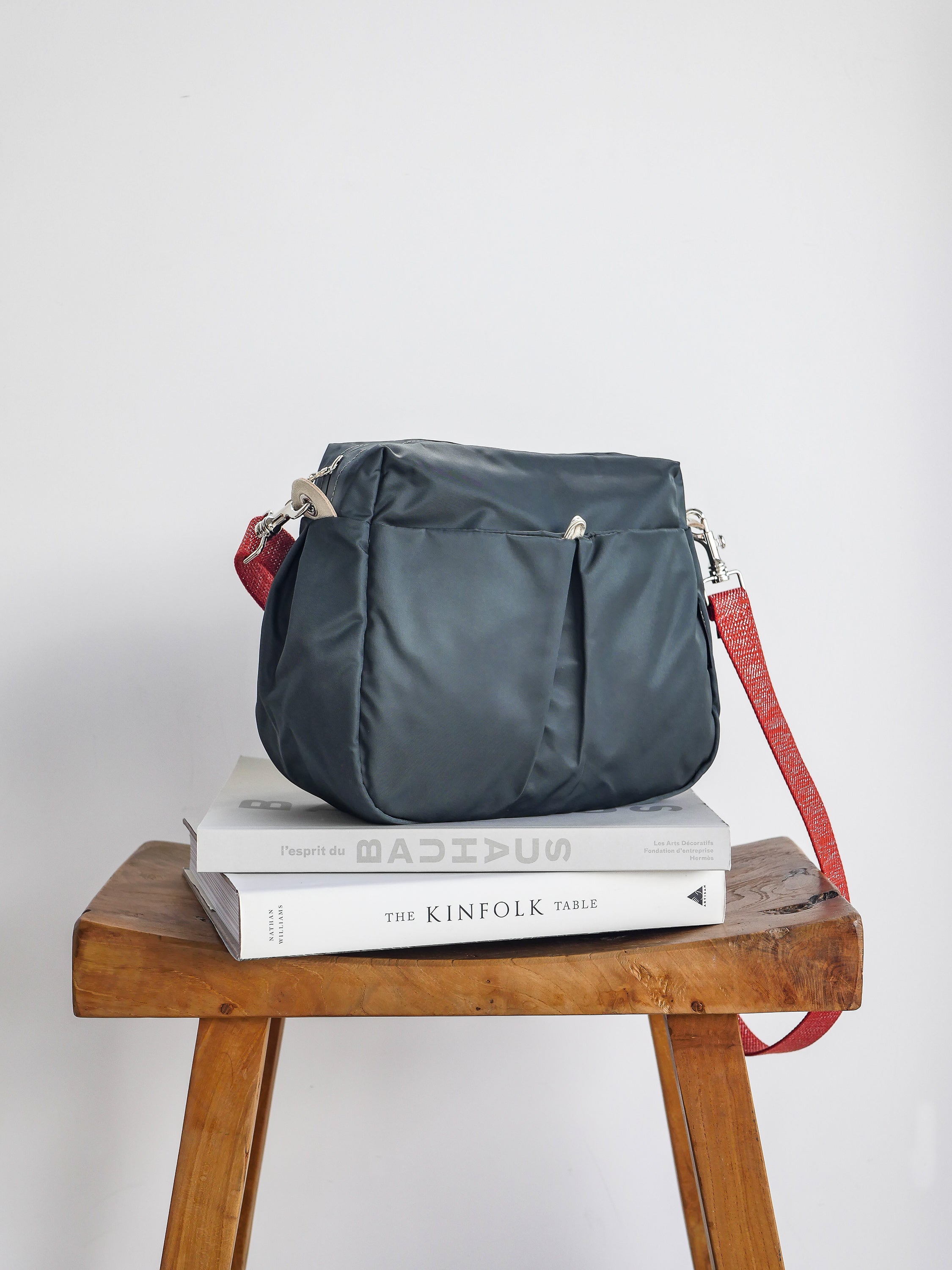 Ravello satin nylon - Dark Grey